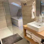 Loft Centre Situe Dans Rue Calme Grenoble