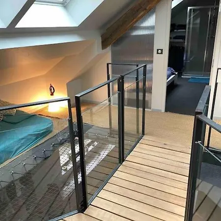Loft Centre Situe Dans Rue Calme Апартаменти *