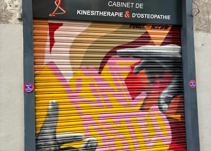 דירה Loft Centre Situe Dans Rue Calme גרנובל