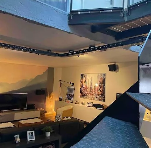 Loft Centre Situé Dans Rue Calme Appartamento *