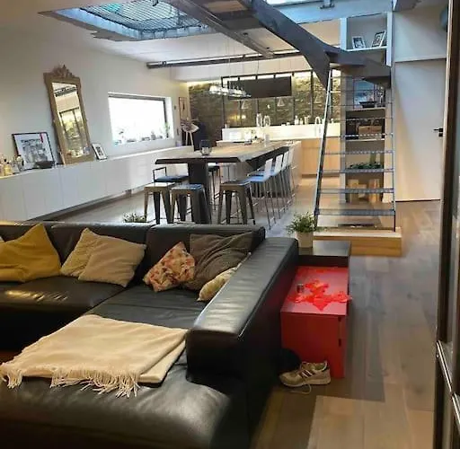 Loft Centre Situé Dans Rue Calme Appartamento